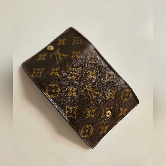 Louis Vuitton Monogram 6 Key holder - Picture 4 of 16